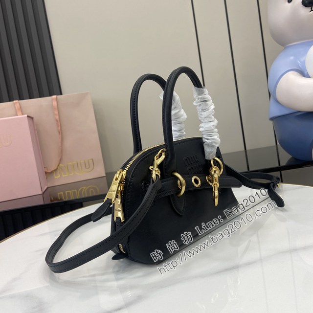 MIU MIU專櫃繆繆最新款爆款迷你號貝殼包手提女包 jh2668型號：5BP090，